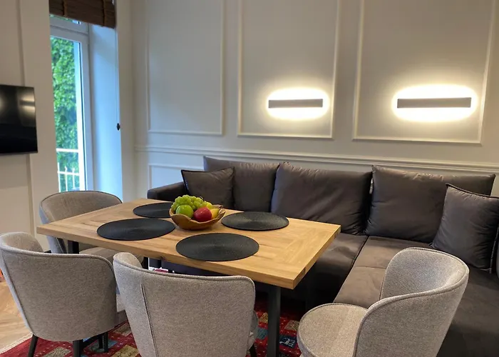 Tsaribrod Design فارنا