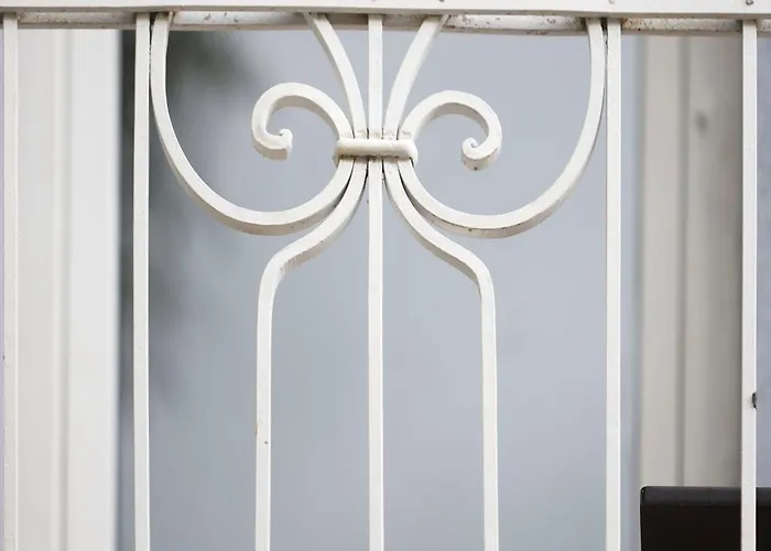 Tsaribrod Design Daire Varna