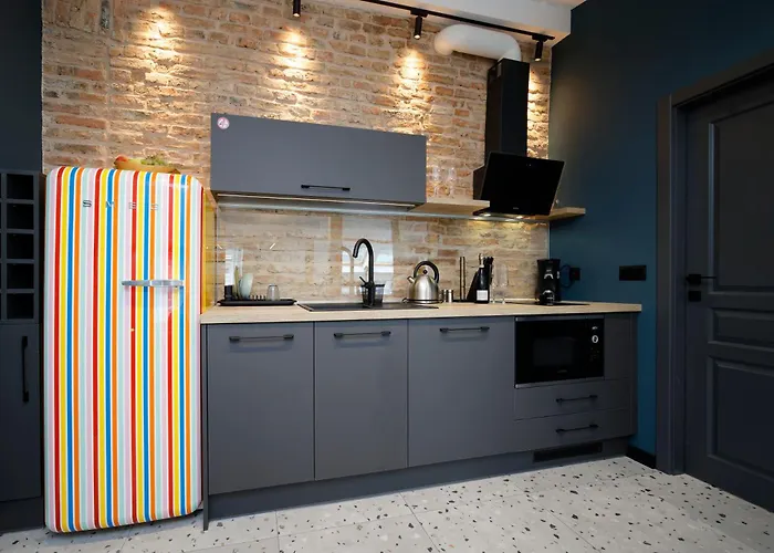 Tsaribrod Design Varna