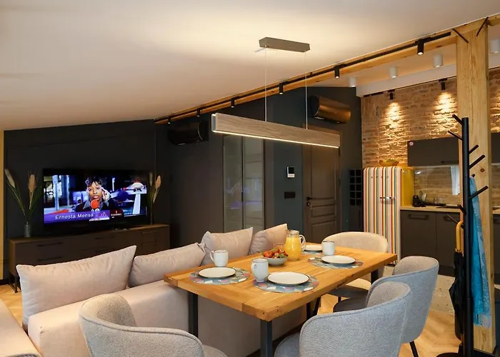 Tsaribrod Design Daire Varna